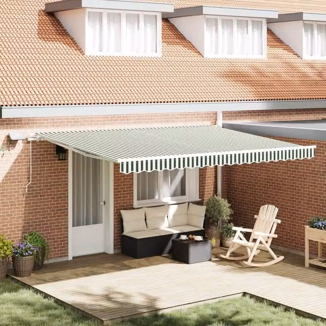 Berkfield Home Manual Retractable Wall-Mounted Awning with LED, Green and White Striped Polyester, W: 450 cm, D: 350 cm – 1