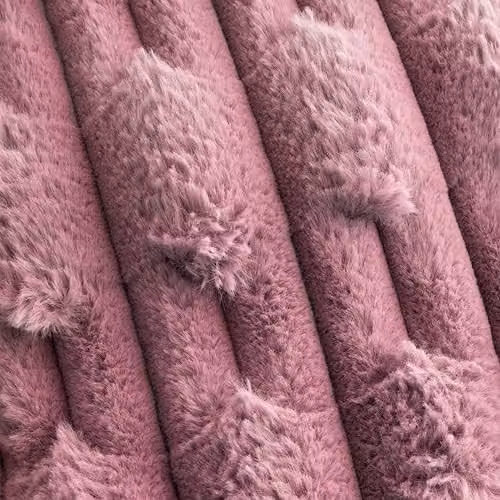Bianca Pink Carved Faux Fur Throw W: 150 cm, D: 200 cm – 2