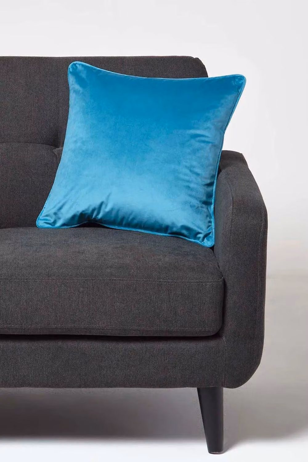 Homescapes Turquoise Green Velvet Square Cushion with Microfibre Insert, 46 x 46 cm – 2