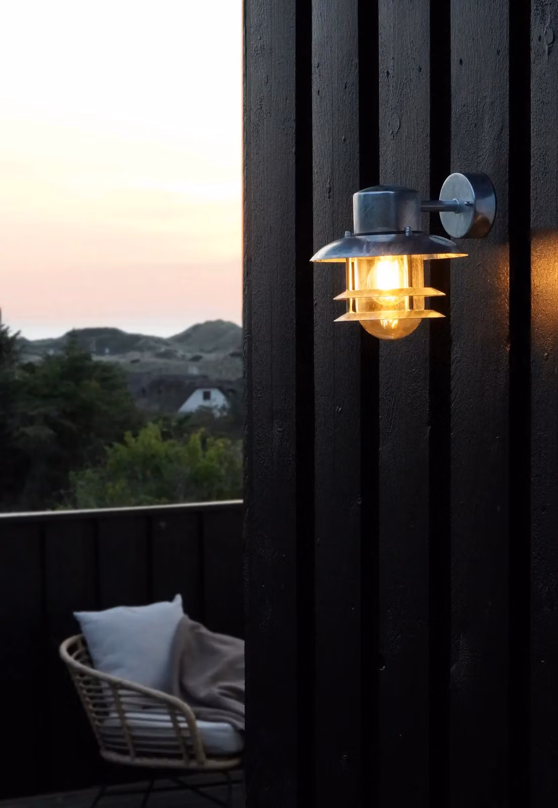 Nordlux Blokhus Down Outdoor Wall Light in Silver Galvanised Steel, IP54, E27 – 2