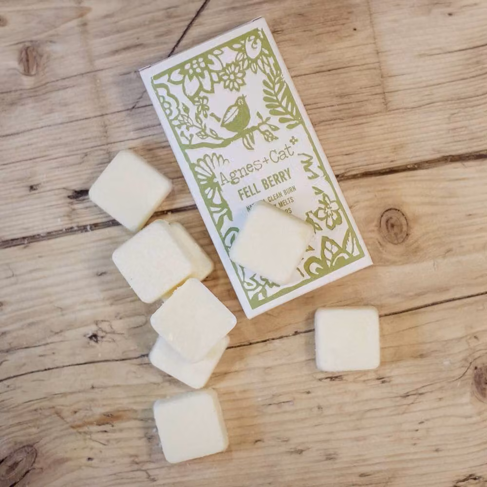Serenityy Agnes + Cat Fell Berry Soy Wax Melts, 8 Pack, White, Fresh and Fruity Scent – 2