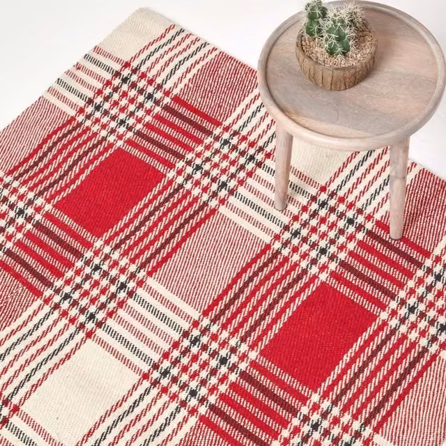 Homescapes Walker Red Tartan Check Non-Slip Woven Wool Rug in Red and White, Width: 120 cm