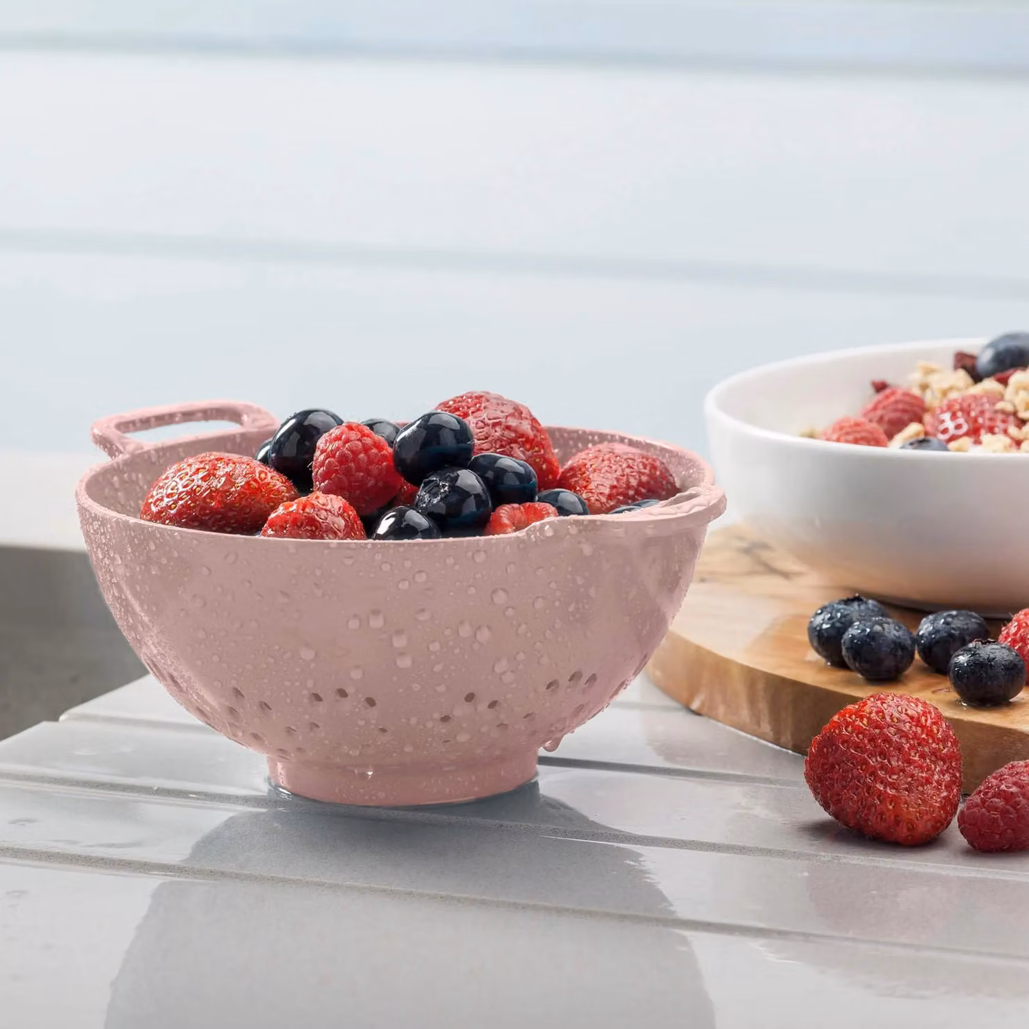 Zeal Melamine Colander in Pink, 15cm – 2