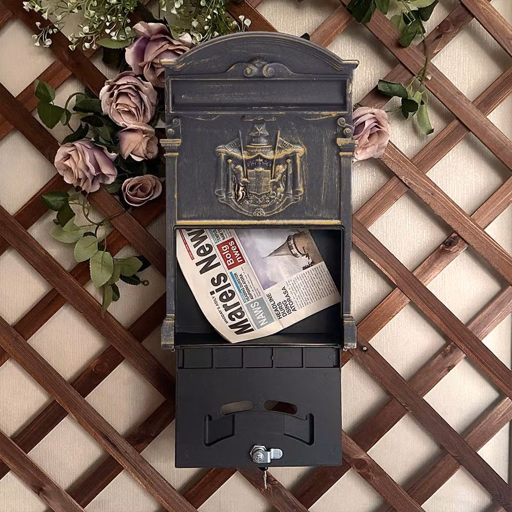 Living and Home Vintage Wall-Mounted Aluminium Lockable Letter Box in Black or Bronze, W/D/H: 42.0 x 26.0 x 8.5 cm – 4