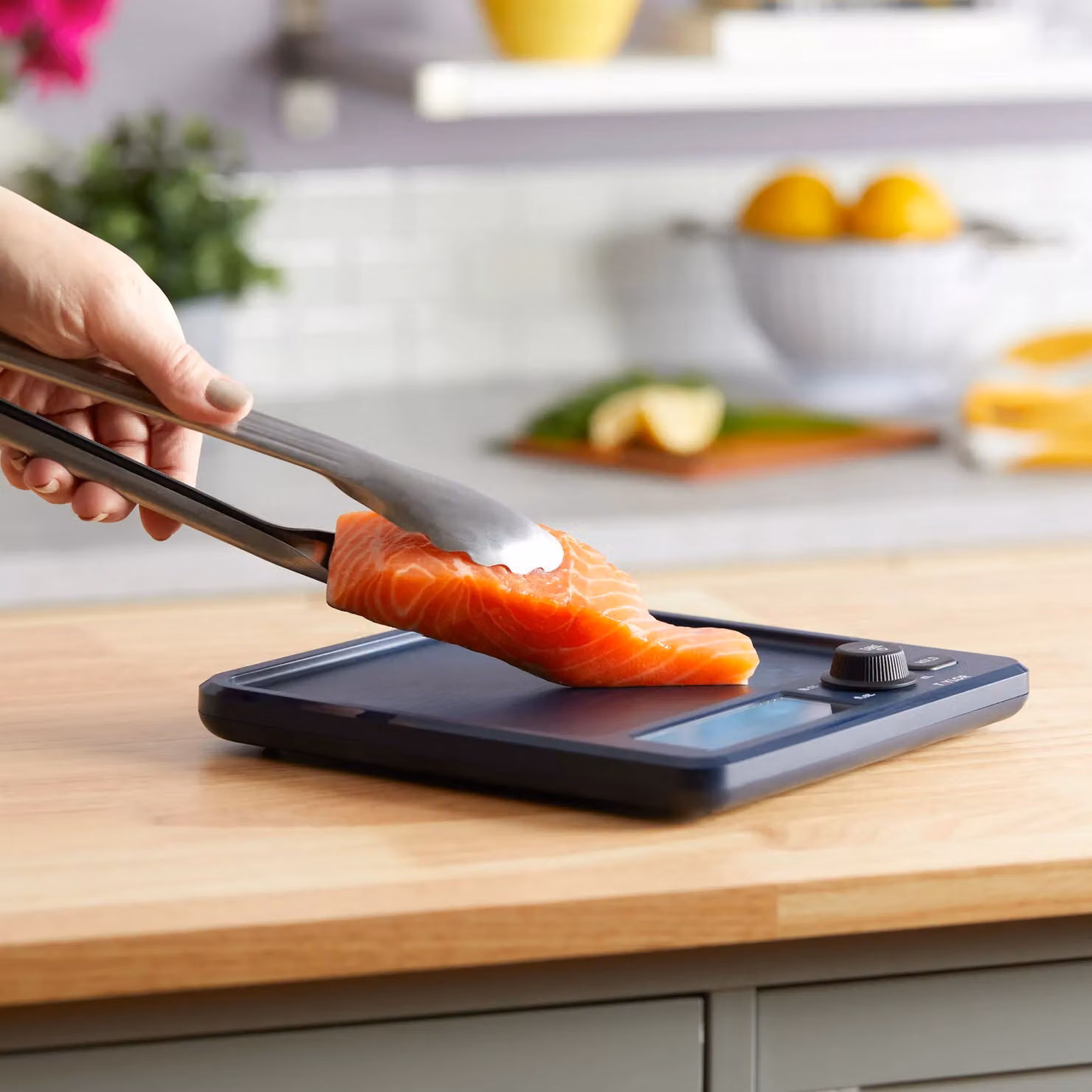 Taylor Digital Kitchen Scales with Large Display and Tare Function, Black – 6