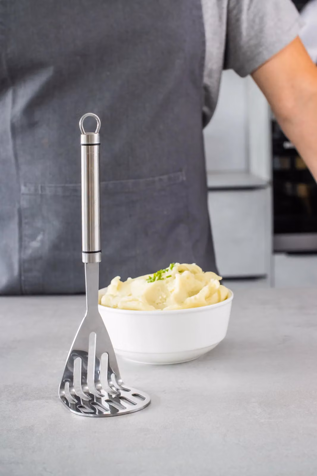 KitchenCraft Oval Handled Professional Stainless Steel Masher in Silver – 4