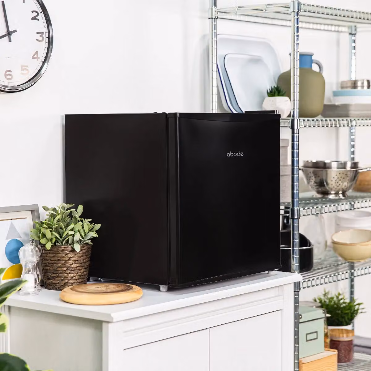 Abode Mini Table Top Freezer, 31 Litre, Black with Reversible Door – 4