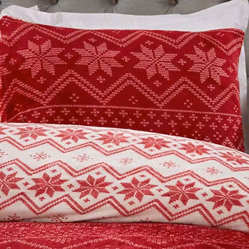 Sleepdown Fairisle Printed Flannel Fleece Reversible Duvet Cover and Pillowcase Set, White and Red, W: 220 cm, H: 230 cm – 4
