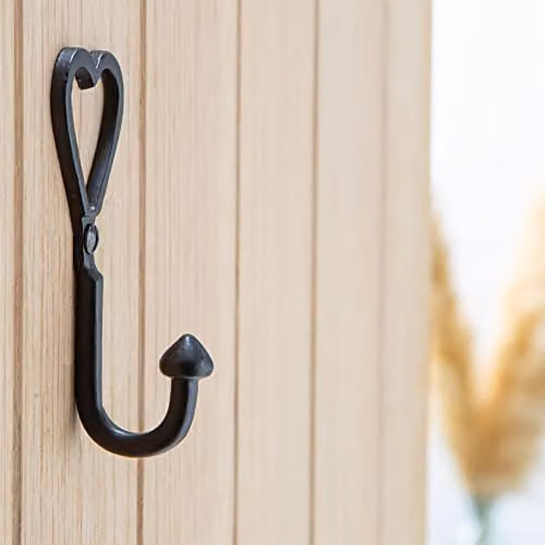 Hammer and Tongs Black Powder-Coated Iron Single Heart Wall Mounted Hook W: 40 mm, H: 100 mm – 2