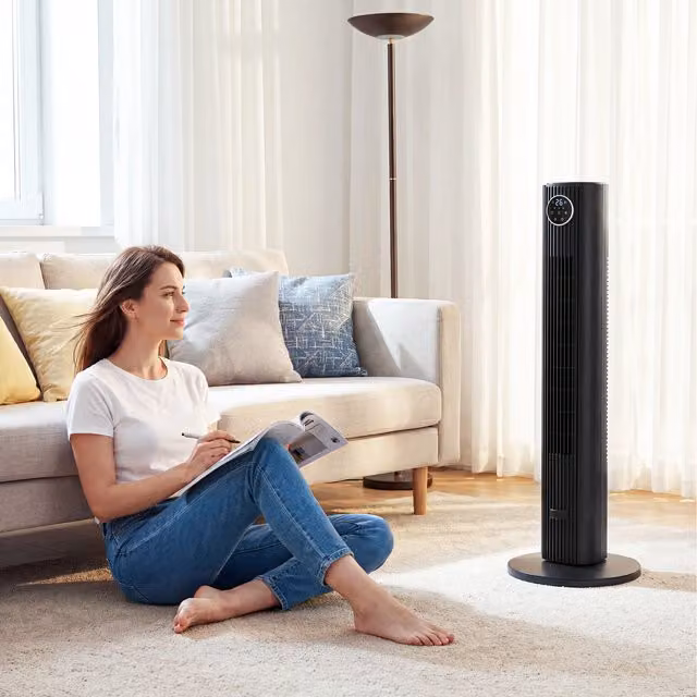 HOMCOM Black Tower Fan with Auto Mode and 26 ft Air Velocity