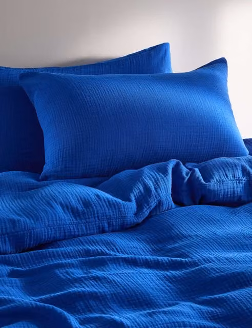 M&S Pure Cotton Muslin Bedding Set in Cobalt Blue, 140 x 200 cm