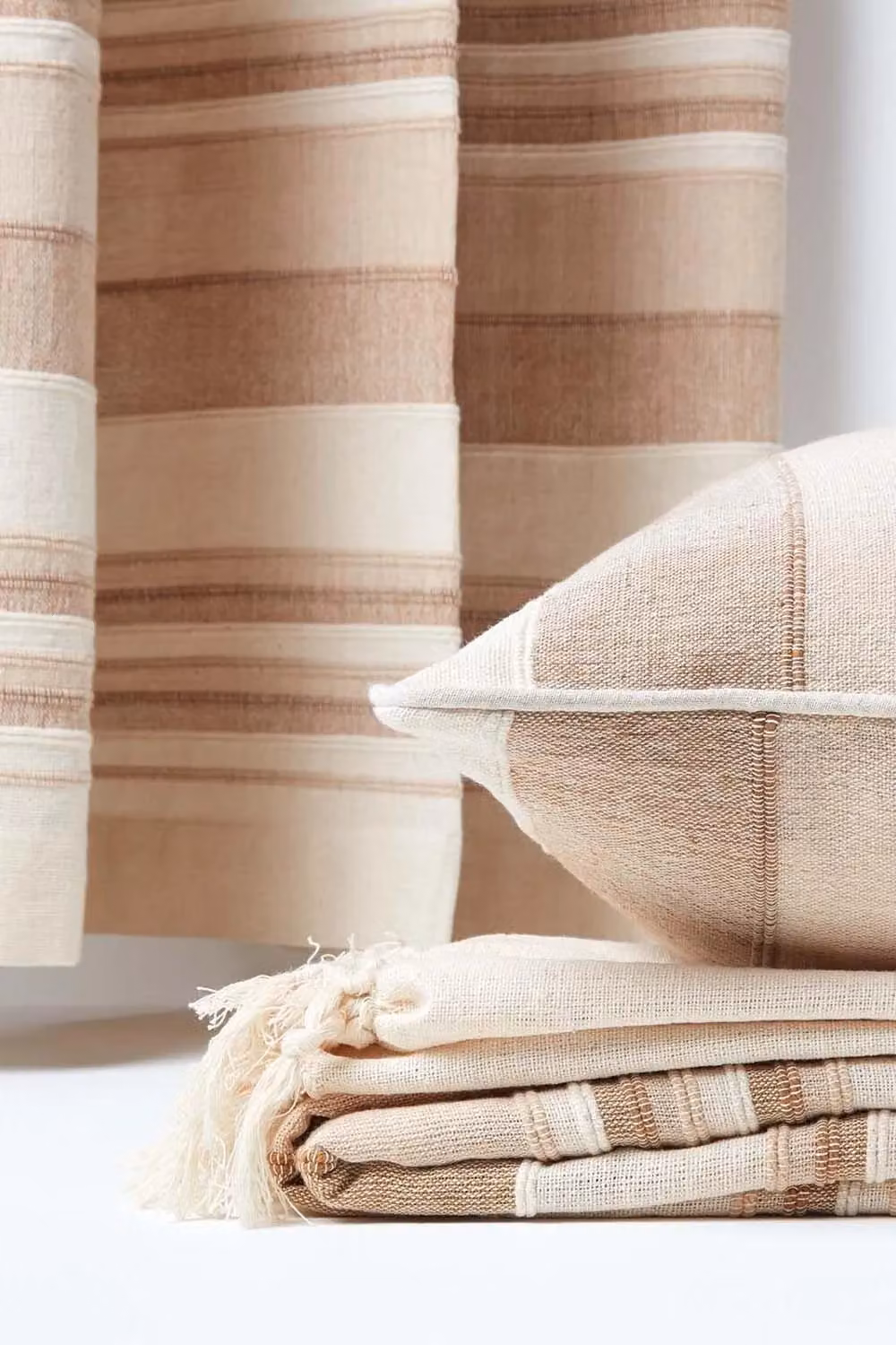 Homescapes Morocco Striped Cotton Cushion Cover in Beige, W/D/H: 45 x 45 x 0 cm – 2