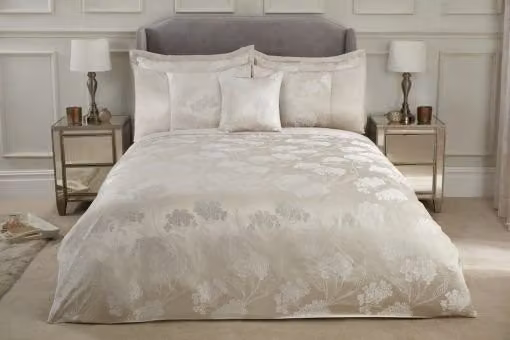 New Edge Blinds English Garden Floral Jacquard Duvet Cover in Beige, W: 180 cm, L: 200 cm