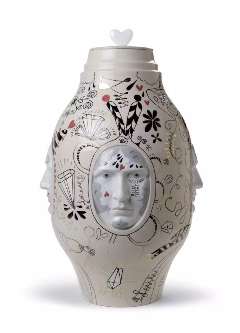 Lladró Medium Conversation Limited Edition White Porcelain Abstract Design Vase