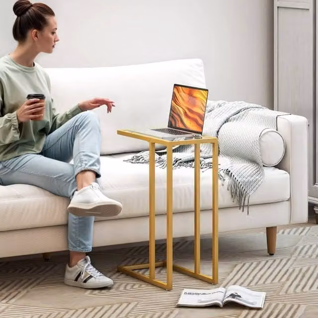 STILVORA C-Shaped Side Table with Glass Top and Gold Steel Frame – 1