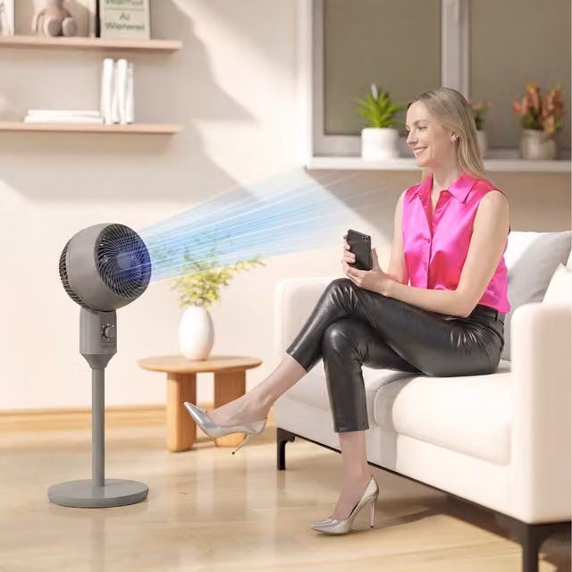 HOMCOM Grey Oscillating Pedestal Air Circulator Fan with 3 Speeds