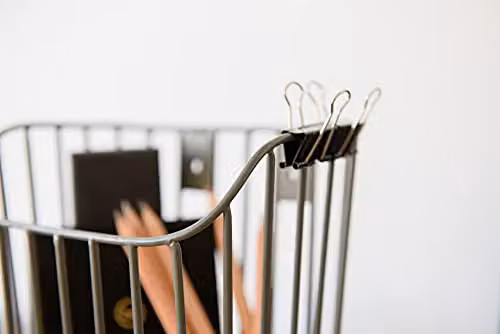 KitchenCraft Living Nostalgia Small Wire Storage Basket, W/D/H: 12 x 15.5 x 19 cm, Black or Grey – 3