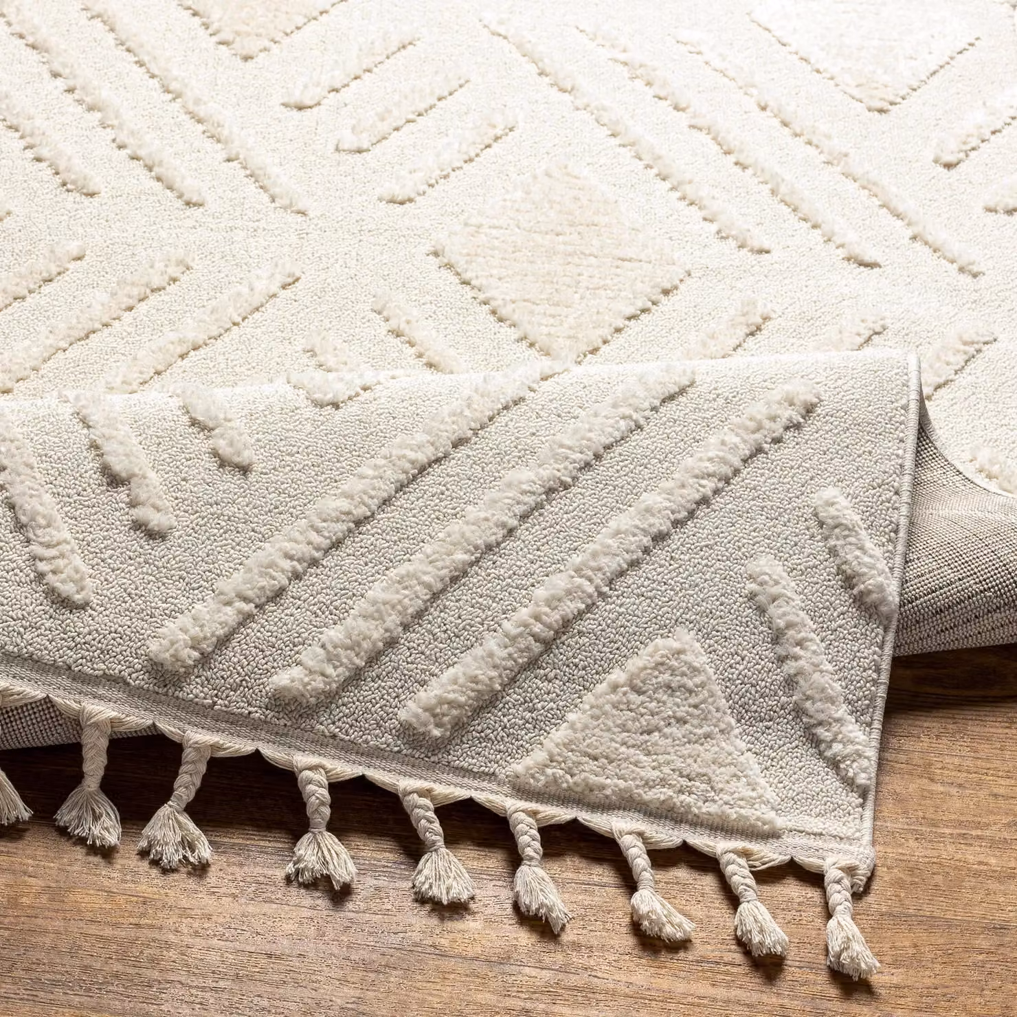 Livabliss Nora Geometric High Pile Fringe Rug in Grey and White, W: 140 cm, D: 200 cm – 2