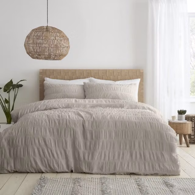 Catherine Lansfield Seersucker Striped Duvet Cover Bedding Set in Beige