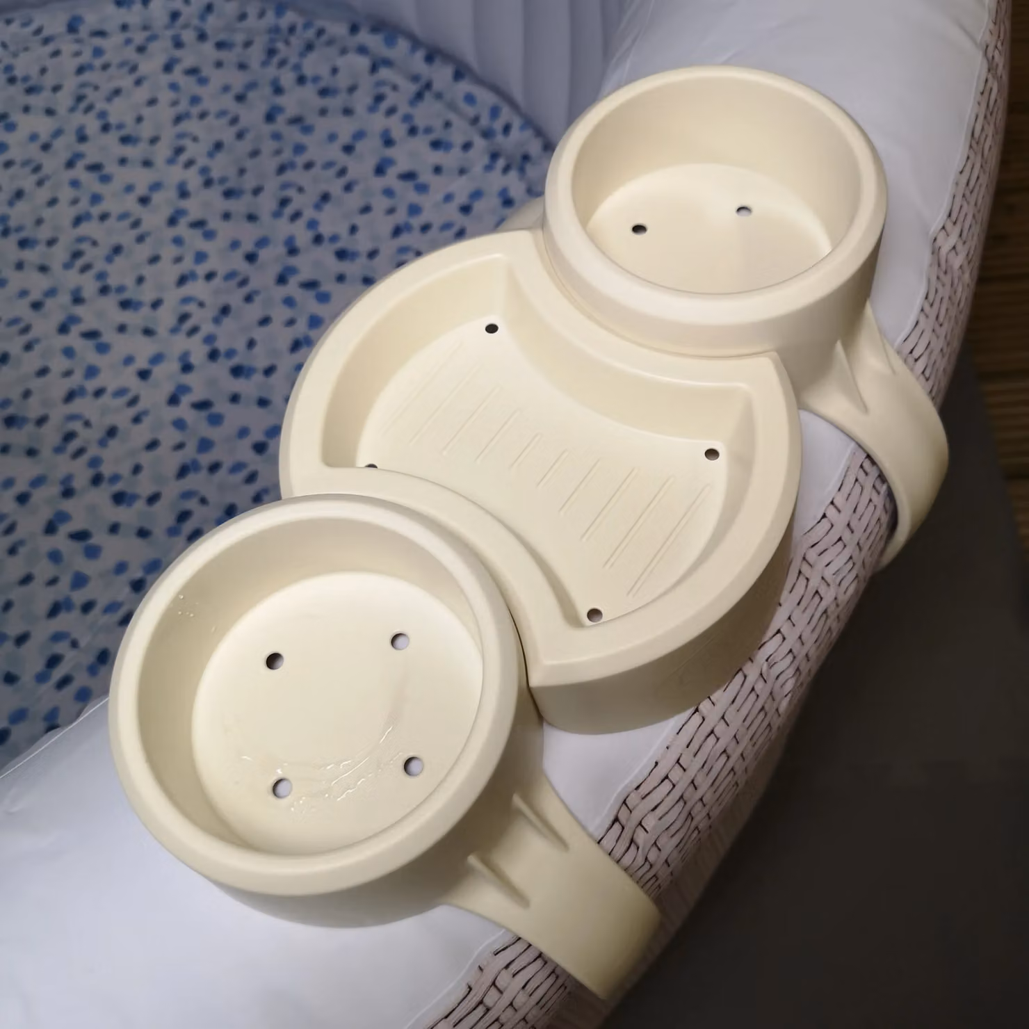Samuel Alexander Lay-Z-Spa Hot Tub Drinks and Food Holder Inflatable Spa Accessory in Beige – 3