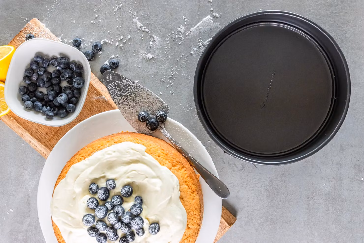 MasterClass 2pc Non-Stick Round Springform Cake Tin Set in Black Carbon Steel – 3