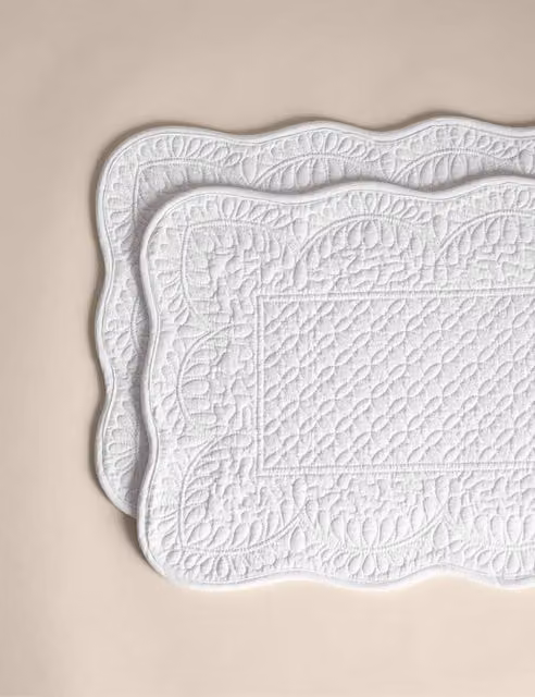 M&S Set of 2 White Pure Cotton Quilted Rectangular Placemats