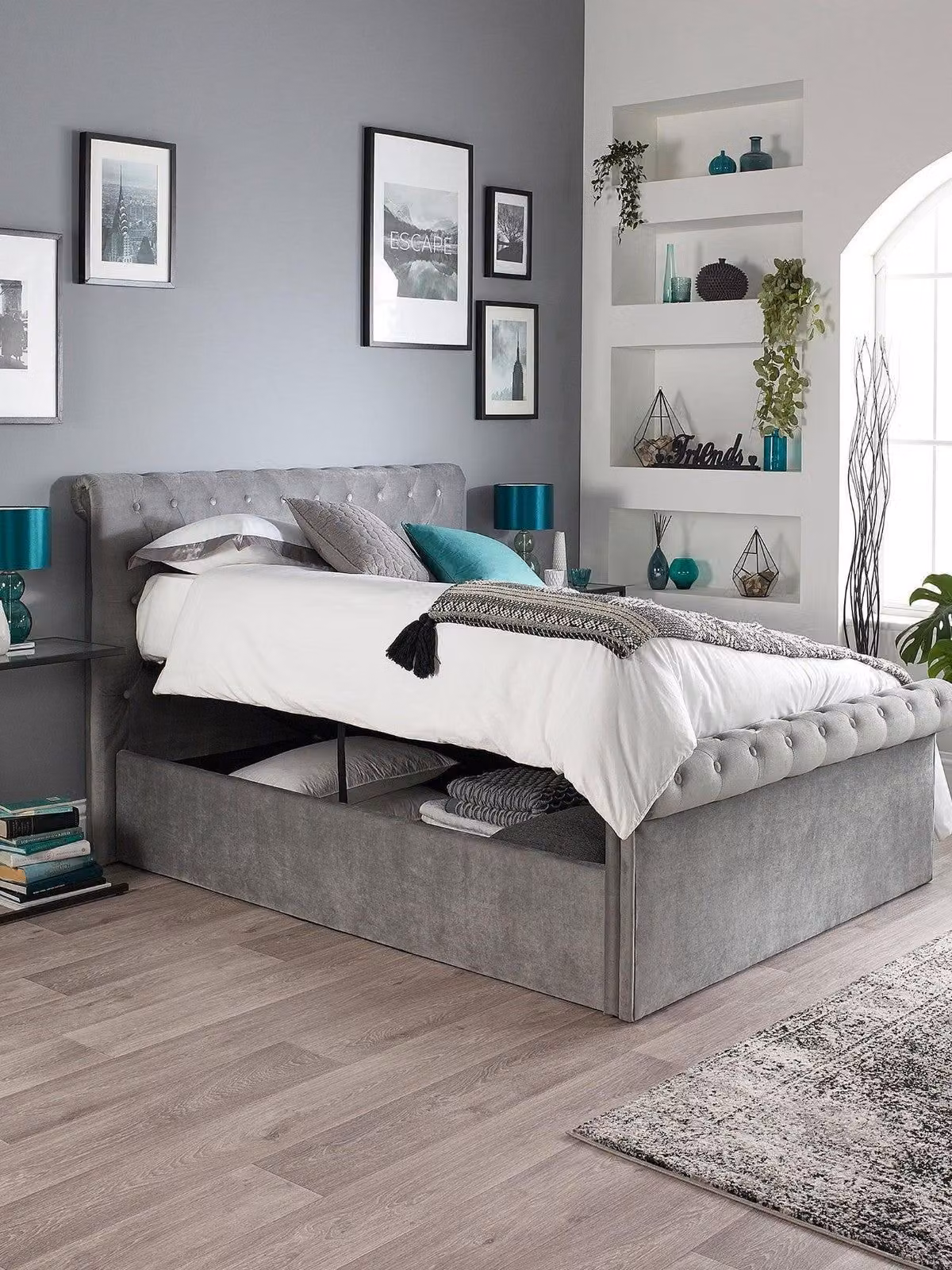 Aspire Chessington Grey Upholstered Chesterfield Style Ottoman King Bed with Lift Up Storage W/D/H: 180 x 200 x 110 cm