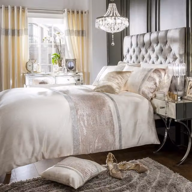 Intimates Crushed Velvet Diamante Duvet Cover and Pillowcase Set in Silver Grey, 200 x 200 cm