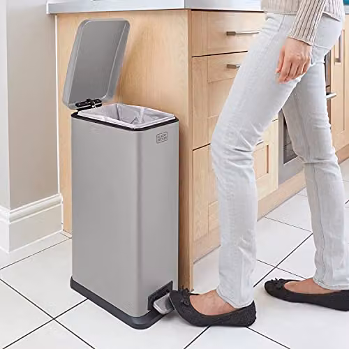 BLACK+DECKER BXBN00014E 20L Grey Slimline Stainless Steel Pedal Bin with Soft Close Lid and Removable Inner Bucket, H 56cm x W 22cm x D 36cm – 2