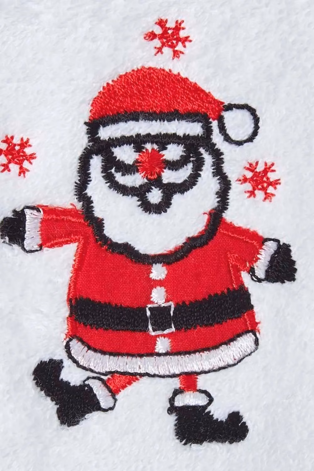 Homescapes White Fluffy 100% Cotton Embroidered Small Christmas Towel – 2