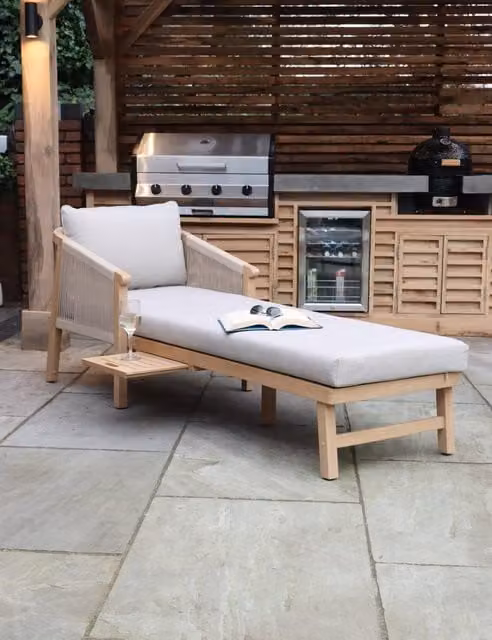Royalcraft Roma Sun Lounger in Natural Acacia Wood with Side Tray and Armrests