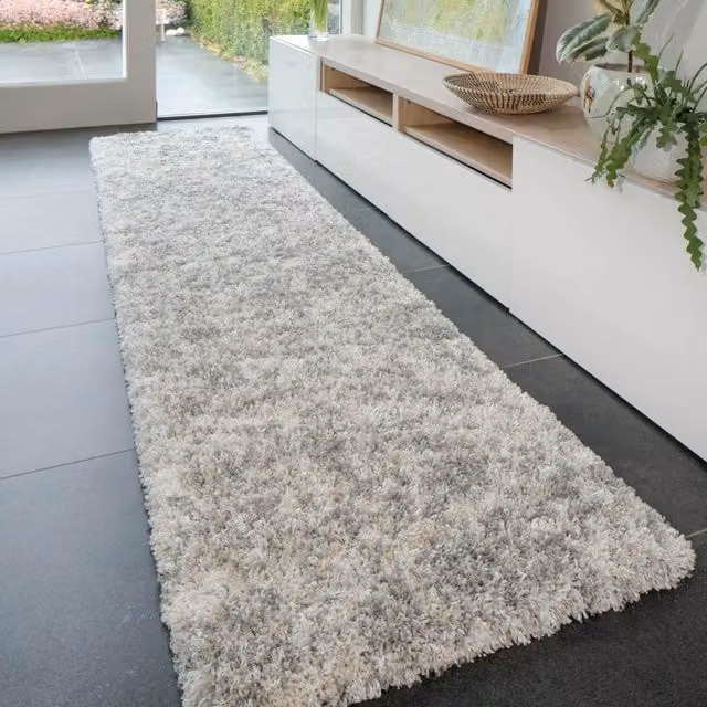 The Rug House Soft Shaggy Mottled Area Rug in Silver Grey, W: 240 cm, D: 60 cm