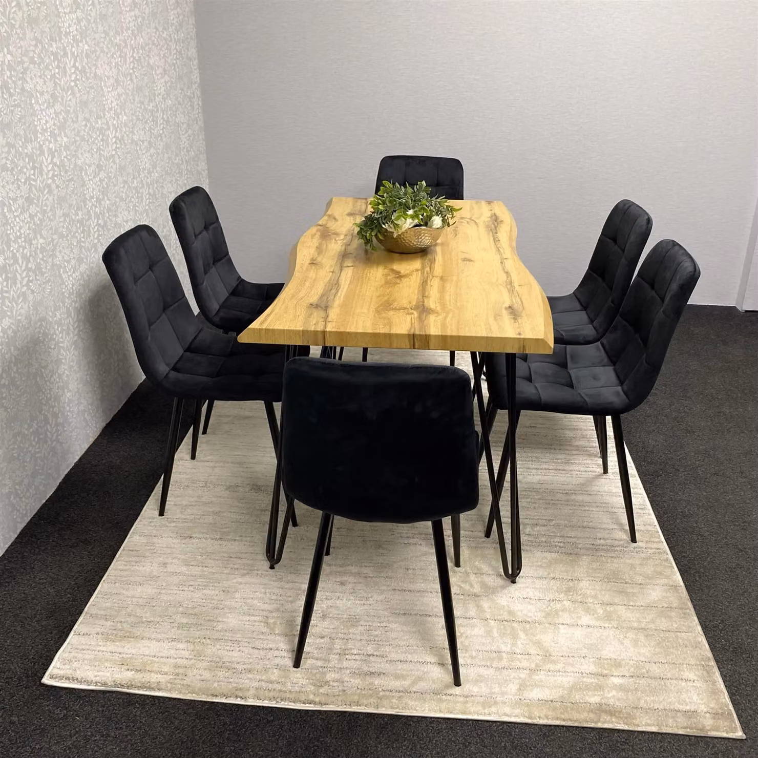 KOSY KOALA Dining Table and 6 Black Velvet Chairs Set, Brown Wood and Metal Rectangular Live Edge Table, W/D/H: 177 x 77 x 75 cm – 6