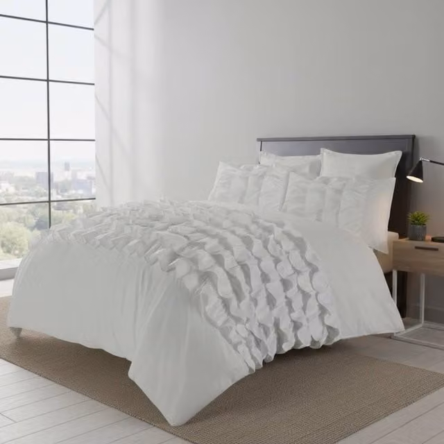 Snug City White Ruffle Border Duvet Cover and Pillowcase Set, King Size, 180 x 200 cm – 1
