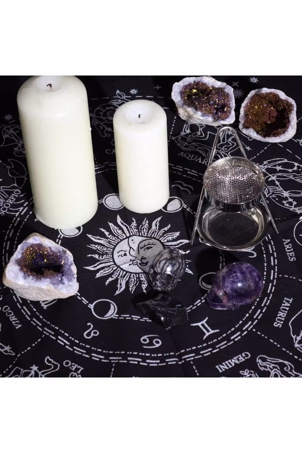 KDMD Esoteric Horoscope Fringed Altar Cloth in Black – 3
