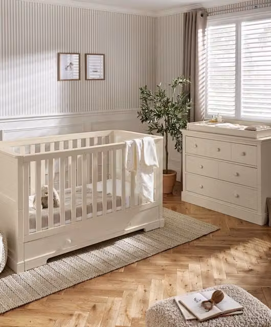 Mamas & Papas Oxford 2 Piece Cotbed Set with Dresser Changer in Cashmere