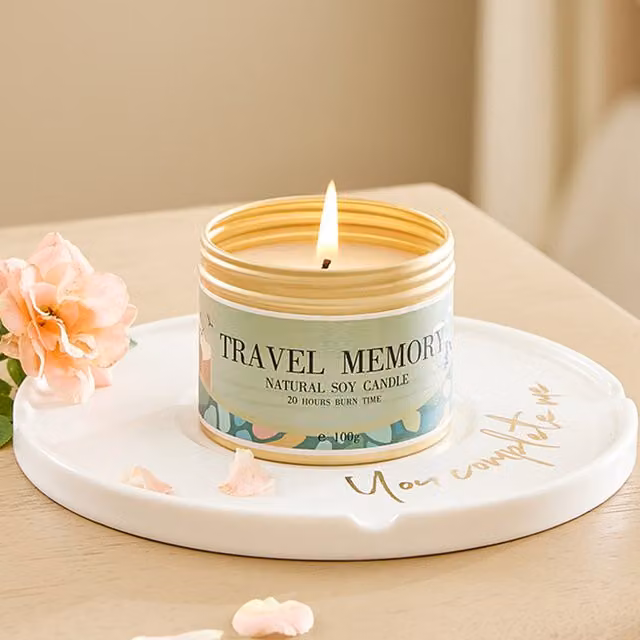 Livingandhome Natural Soy Wax Travel Candle in Tin, Fuzzy Kiwi Fruit, Green and Gold
