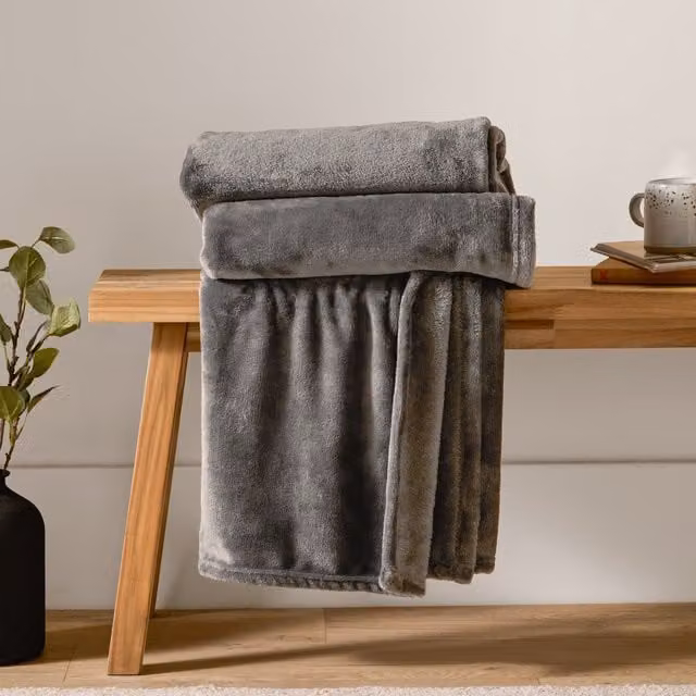 Furn Harrow Fleece Throw in Grey, W/D/H: 140 x 180 cm – 1