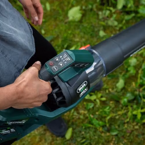 Webb 40V WEV20X2ABB4X Brushless Axial Blower in Green with 2 x 4Ah Rechargeable Batteries and Charger – 3
