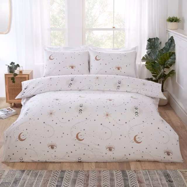Rapport Home Manifesting Polycotton Duvet Set and Pillowcase in White, W/D/H: 135 x 200 cm and 50 x 75 cm