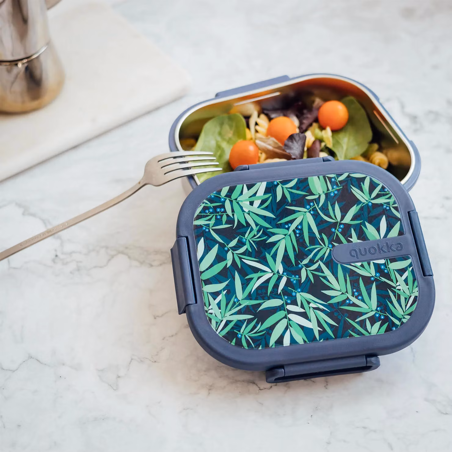 Quokka Kai Blue Blossom Leakproof Stainless Steel Lunch Box in Dark Green – 3