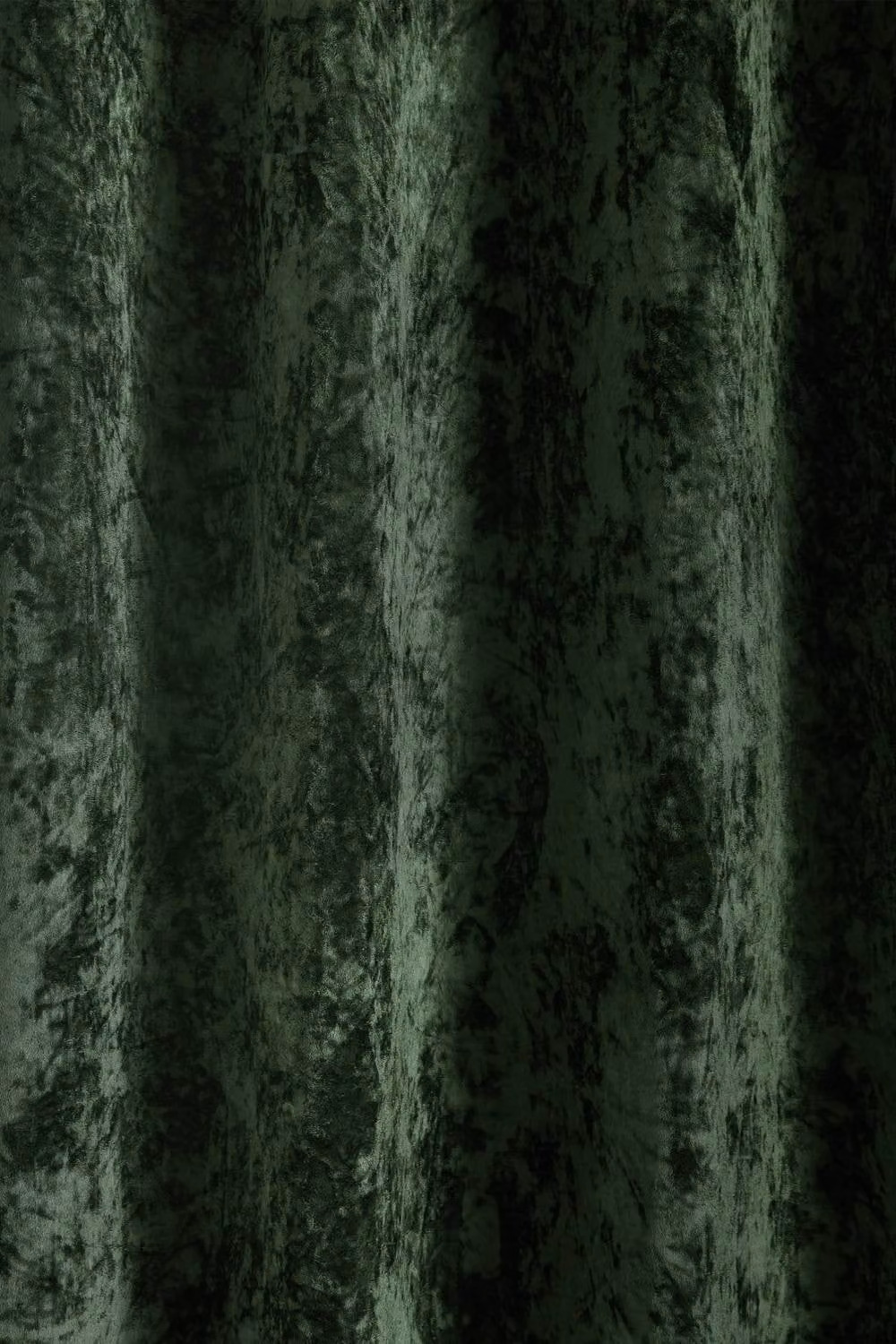 Catherine Lansfield Olive Green Crushed Velvet Lined Eyelet Curtains, W: 117 cm, H: 229 cm – 2