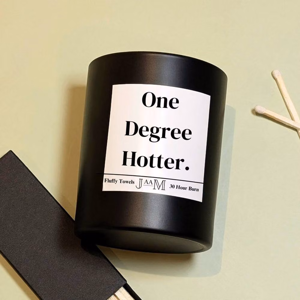 JAAM One Degree Hotter Graduation Candle in Black and White – 3
