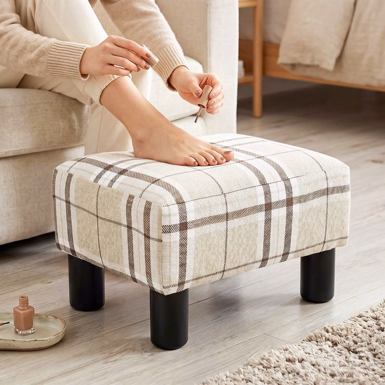 HOMCOM Multicolour Checked Linen Fabric Cube Footstool Ottoman with Wood Frame and Plastic Legs – 4