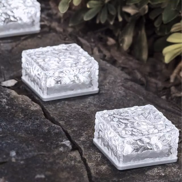 Lifeideas Outdoor Ice Brick-style Solar LED Light in Transparent White