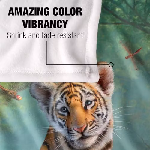 JQ Licensing Jlo Baby Tiger and Lilies Silky Touch Super Soft Floral Throw Blanket, Multicolour, W: 91 cm, D: 147 cm – 3