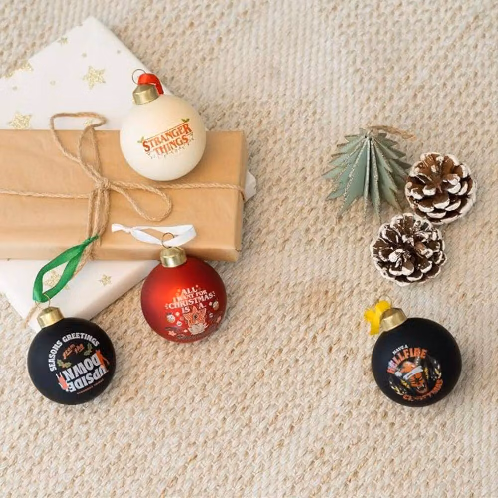 Grupo Erik Stranger Things Set of 4 Multicolour Glass Christmas Baubles – 5
