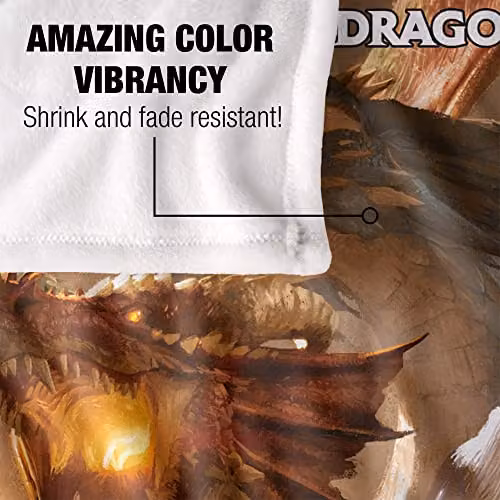 Hasbro Dungeons and Dragons Tiamat Art Super Soft Fleece Throw Blanket, Multicolour and White, W/D/H: 152 x 127 cm – 3