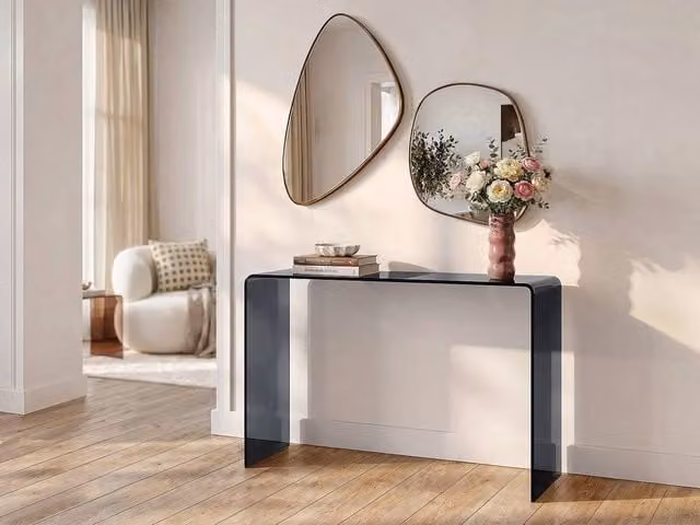 Vente-unique ALONZO Curved Smoked Tempered Glass Console Table in Black and Transparent, W/D/H: 80 x 35 x 75 cm – 1