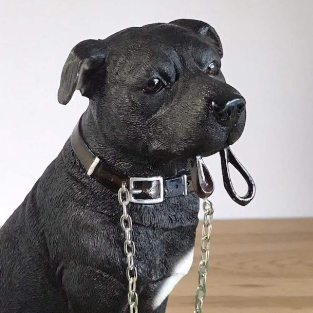 Leonardo Animal Crackers Staffordshire Bull Terrier Figurine in Black and Multicolour – 3